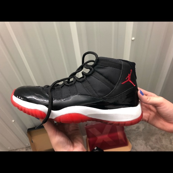 Air Jordan 11 Bred - Picture 6 of 6